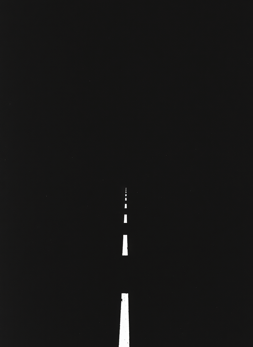 白い線の人